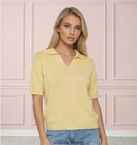 Sweter-damski-z-krotkim-rekawem-i-dekoltem-V-z-kolnierzykiem-Zolty---W260296--2.jpg